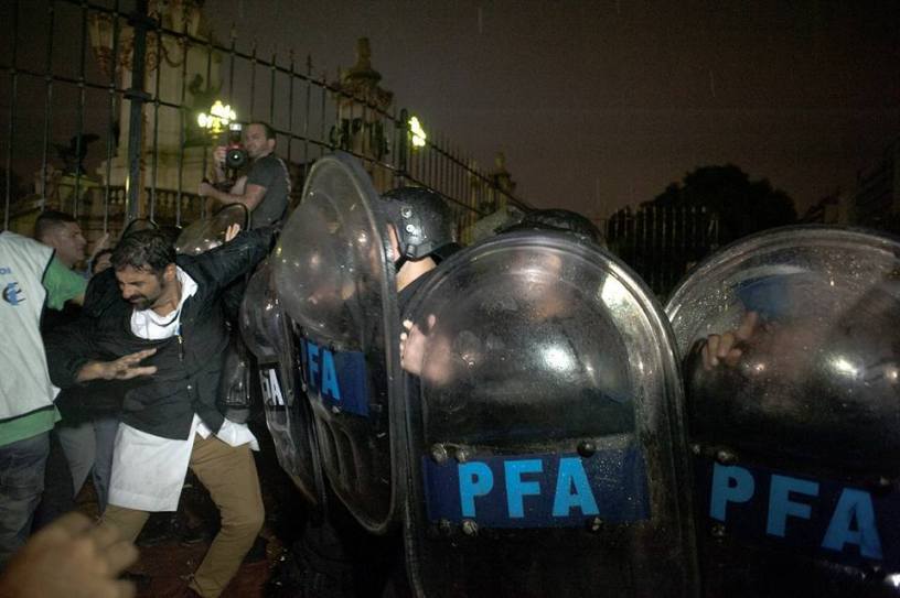 Die Regierung von Präsident Macri in Argentinien setzt gegen die zunehmenden Proteste auf Repression und Kriminalisierung